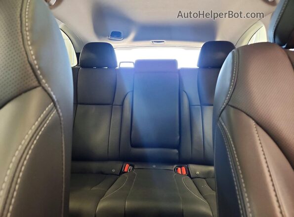 4S4BTANC3L3211491 2020 SUBARU OUTBACK White უკანა სავარძლების ხედი