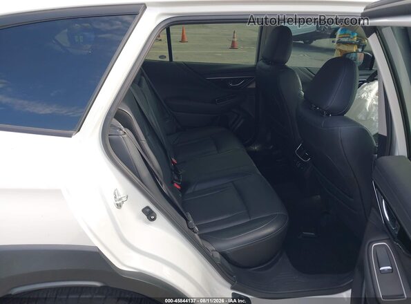 4S4BTANC3P3152092 2023 SUBARU OUTBACK White Vista de la etiqueta del VIN