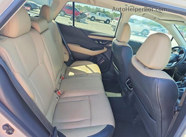 4S4BTANC4L3235525 2020 SUBARU OUTBACK White Вид задньої частини салону