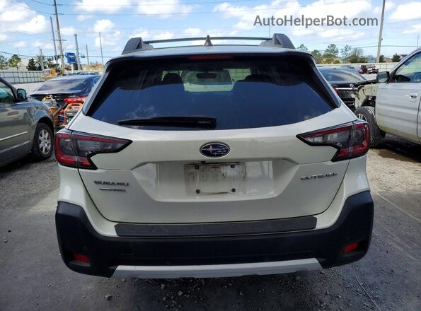4S4BTANC4R3294941 2024 SUBARU OUTBACK White Rear view