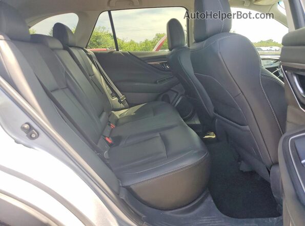 4S4BTANC7L3192072 2020 SUBARU OUTBACK Silver Вид задніх сидінь