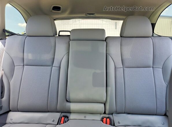 4S4BTANC7N3151833 2022 SUBARU OUTBACK Gray Widok tylnych siedzeń