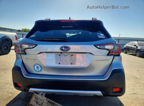 4S4BTANCXP3204687 2023 SUBARU OUTBACK Silver Rear view