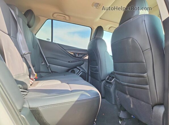 4S4BTANCXR3229639 2024 SUBARU OUTBACK Белый Вид задней части салона