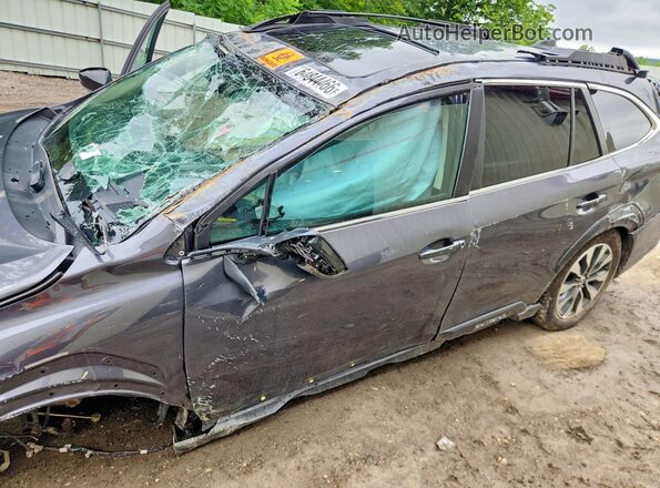 4S4BTANCXR3272751 2024 SUBARU OUTBACK Серый Вид салона спереди