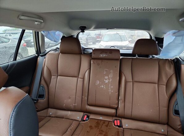 4S4BTAPC0N3150004 2022 SUBARU OUTBACK Green Widok tylnych siedzeń