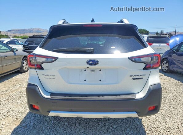 4S4BTAPC5S3203758 2025 SUBARU OUTBACK White Вид ззаду
