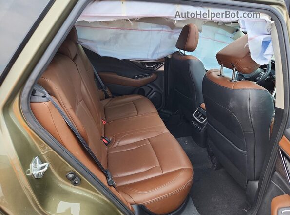 4S4BTAPC8M3202588 2021 SUBARU OUTBACK Green Вид задньої частини салону