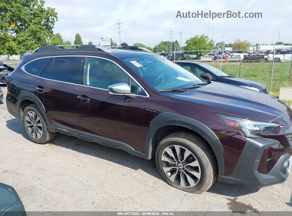 4S4BTAPC8S3240612 2025 SUBARU OUTBACK Burgundy Սալոնի հետևի տեսք