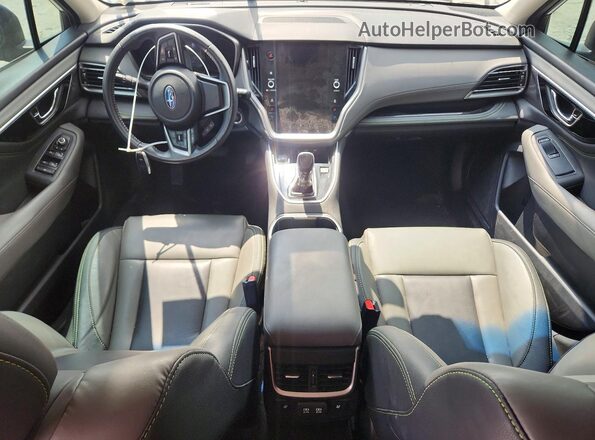4S4BTGKD4L3206946 2020 SUBARU OUTBACK Silver Dashboard view