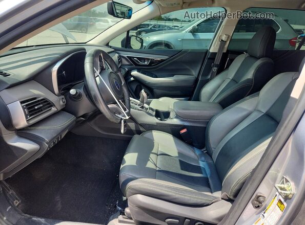 4S4BTGKD4L3206946 2020 SUBARU OUTBACK Silver Front interior view