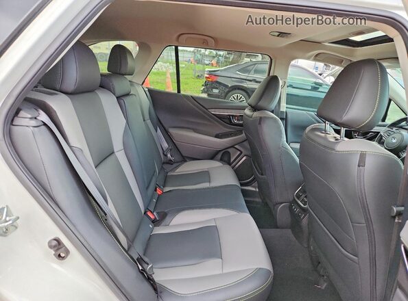 4S4BTGLD3M3129602 2021 SUBARU OUTBACK White Вид задніх сидінь