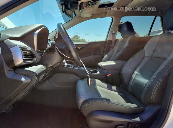 4S4BTGLD3P3133752 2023 SUBARU OUTBACK White წინა სალონის ხედი