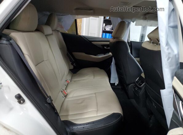 4S4BTGND6R3176465 2024 SUBARU OUTBACK White Vista interior trasera