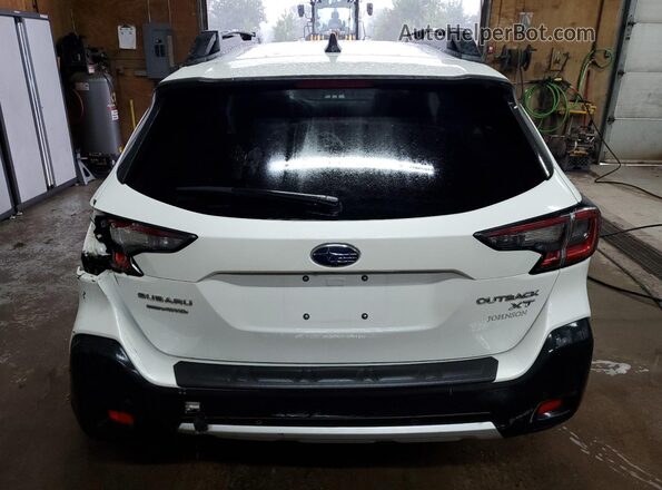 4S4BTGND6R3176465 2024 SUBARU OUTBACK White Vista trasera