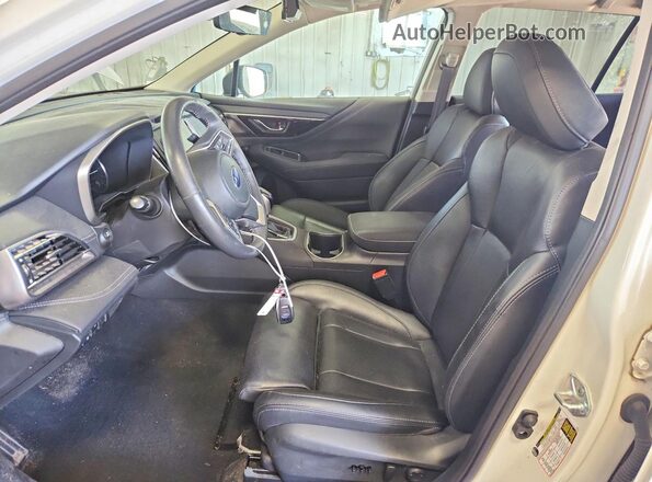 4S4BTGPD1R3247665 2024 SUBARU OUTBACK White Front interior view