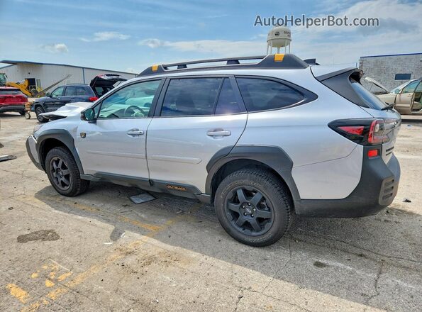 4S4BTGSD1R3136136 2024 SUBARU OUTBACK Silver Tył lewy