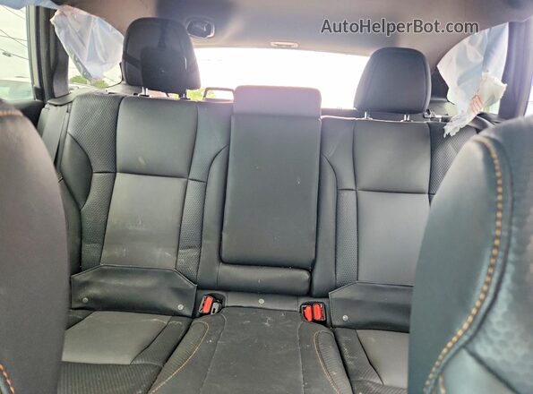 4S4BTGSD1R3136136 2024 SUBARU OUTBACK Silver Widok tylnych siedzeń