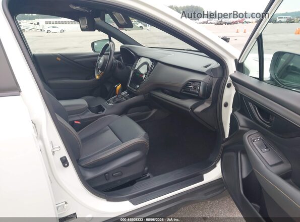 4S4BTGUD1P3200766 2023 SUBARU OUTBACK Белый Вид салона спереди