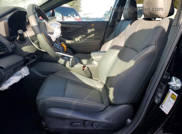 4S4BTGUD4S3317881 2025 SUBARU OUTBACK Black Vista interior delantera