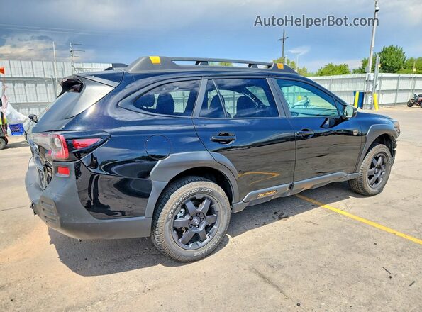 4S4BTGUD9S3141202 2025 SUBARU OUTBACK Черный Задняя правая четверть