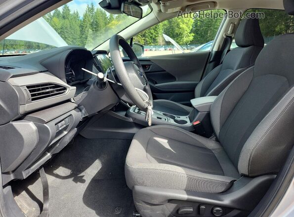 4S4GUHD63T3736686 2026 SUBARU CROSSTREK Silver წინა სალონის ხედი