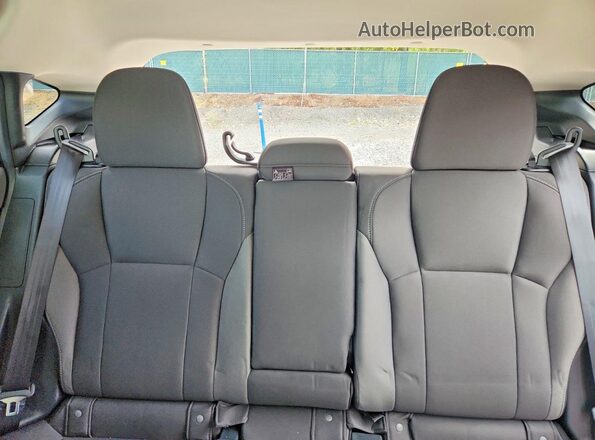 4S4GUHD63T3736686 2026 SUBARU CROSSTREK Silver უკანა სავარძლების ხედი