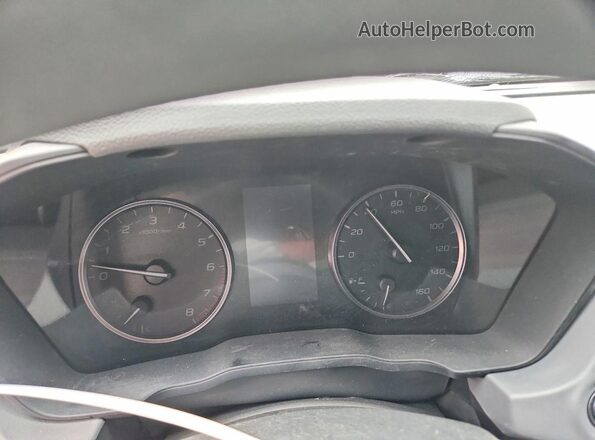 4S4GUHD68T3713338 2026 SUBARU CROSSTREK Silver Vista del cuadro de instrumentos