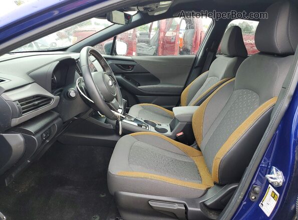 4S4GUHF66S3725595 2025 SUBARU CROSSTREK Blue Вид салону спереду