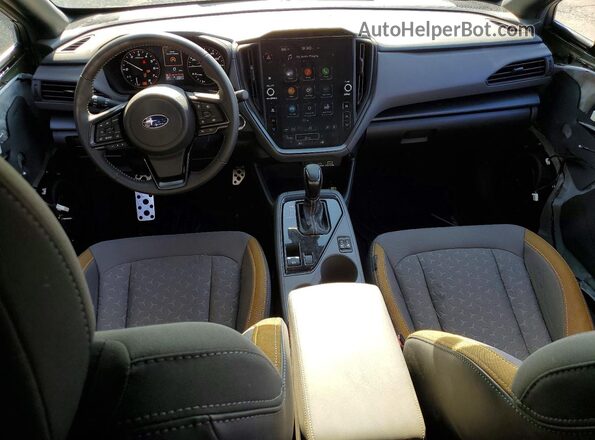 4S4GUHF66S3734068 2025 SUBARU CROSSTREK Green Dashboard view