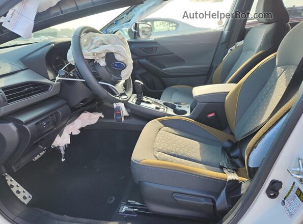4S4GUHF68T3764013 2026 SUBARU CROSSTREK White 