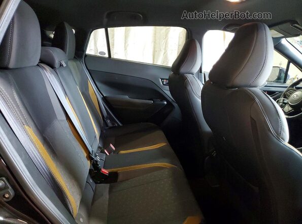 4S4GUHF69S3736364 2025 SUBARU CROSSTREK Black Вид задньої частини салону