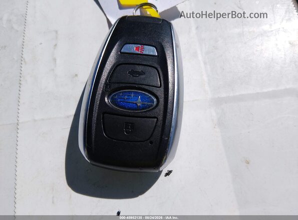 4S4GUHF6XR3813043 2024 SUBARU CROSSTREK Белый Вид панели приборов