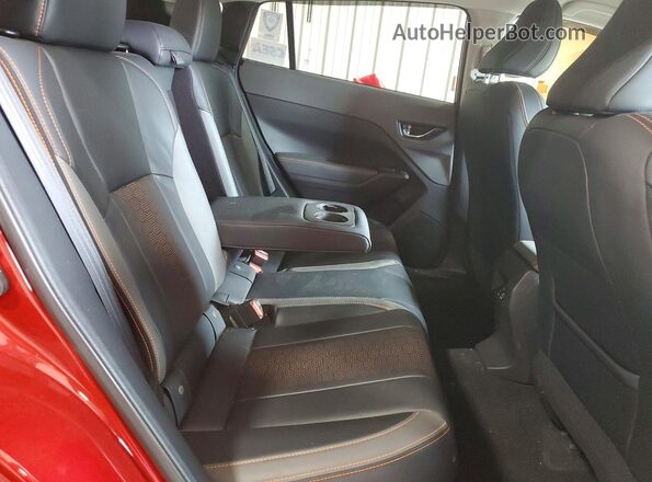 4S4GUHL61R3700487 2024 SUBARU CROSSTREK Red Вид задніх сидінь