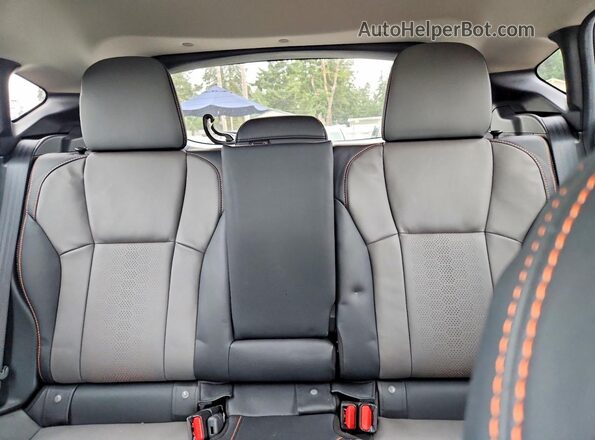 4S4GUHL66S3740103 2025 SUBARU CROSSTREK Серый Вид задних сидений