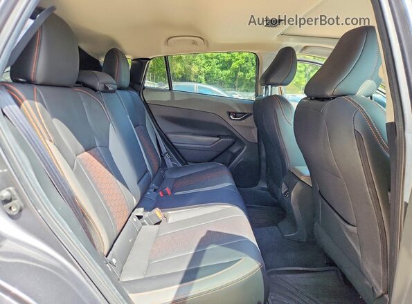 4S4GUHM60S3719939 2025 SUBARU CROSSTREK Gray Widok tylnych siedzeń