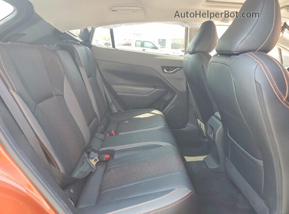 4S4GUHM60S3751287 2025 SUBARU CROSSTREK Orange Սալոնի հետևի տեսք