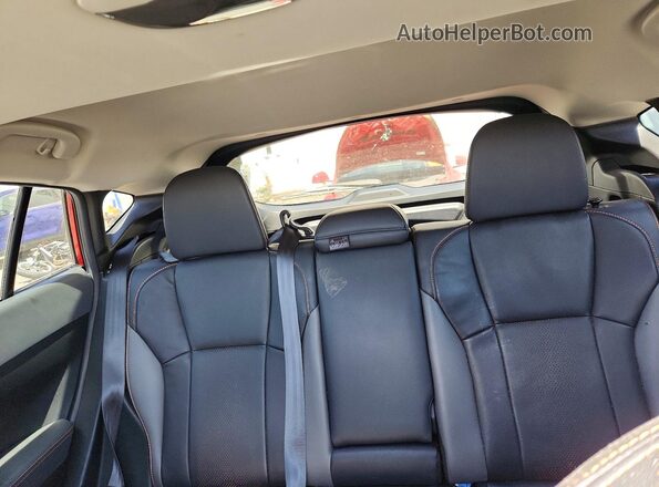 4S4GUHM61R3702707 2024 SUBARU CROSSTREK Red უკანა სავარძლების ხედი