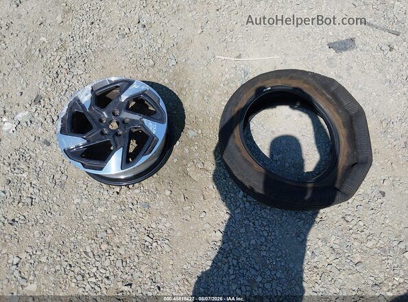 4S4GUHM62S3714337 2025 SUBARU CROSSTREK Gray ხელსაწყოთა პანელის ხედი