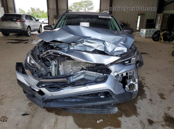 4S4GUHM65R3782397 2024 SUBARU CROSSTREK Silver Widok z przodu