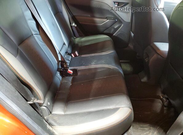 4S4GUHM66R3790167 2024 SUBARU CROSSTREK Orange Вид задніх сидінь