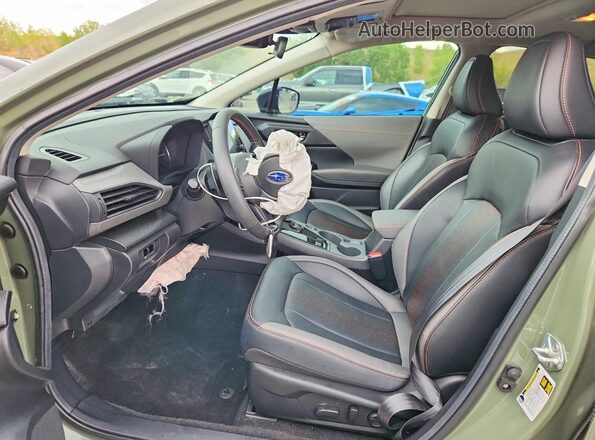 4S4GUHM68R3732822 2024 SUBARU CROSSTREK Green Սալոնի դիմացի տեսք