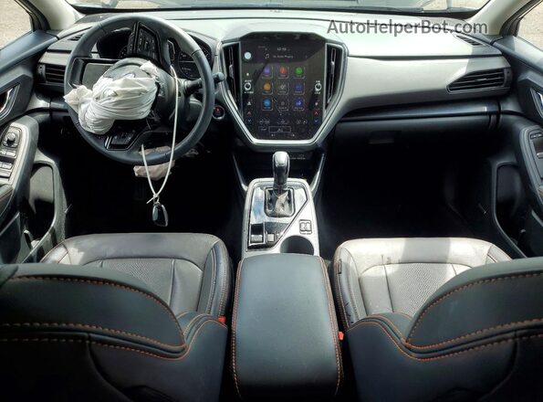 4S4GUHM68R3781910 2024 SUBARU CROSSTREK White Вид панелі приладів