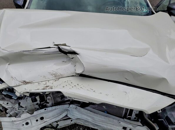 4S4GUHM68R3781910 2024 SUBARU CROSSTREK White Вид задньої частини салону