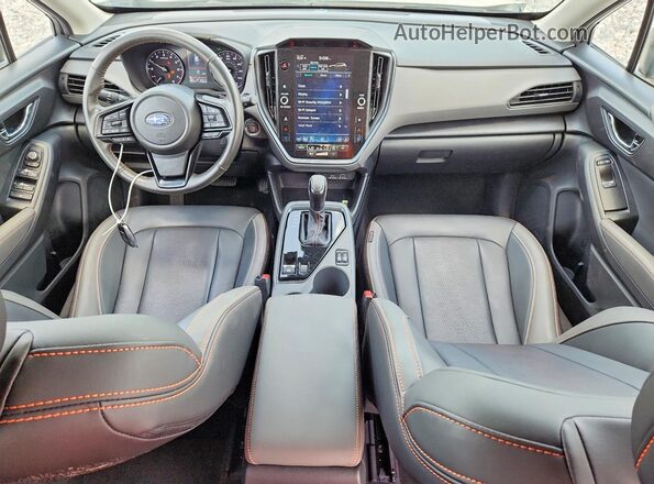 4S4GUHM69S3703111 2025 SUBARU CROSSTREK Белый Вид панели приборов