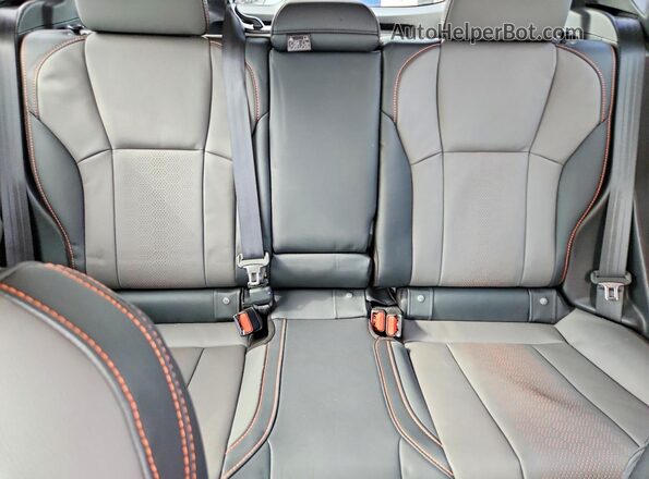 4S4GUHN61S3707135 2025 SUBARU CROSSTREK Green Вид задніх сидінь