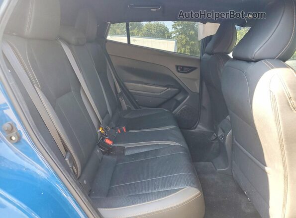 4S4GUHT61R3727382 2024 SUBARU CROSSTREK Blue Սալոնի հետևի տեսք