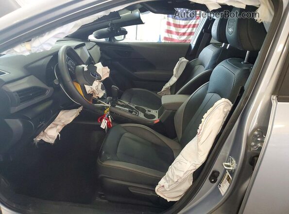 4S4GUHT63R3782321 2024 SUBARU CROSSTREK Silver Front interior view