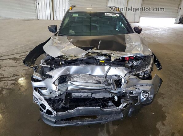 4S4GUHT63R3782321 2024 SUBARU CROSSTREK Silver Front view