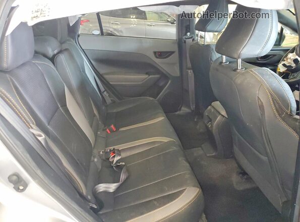 4S4GUHT63R3782321 2024 SUBARU CROSSTREK Silver Rear interior view